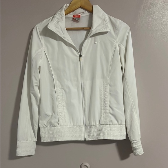 Nike White Utility Jacket Lightweight Minimalist Design - Picture 1 of 7
